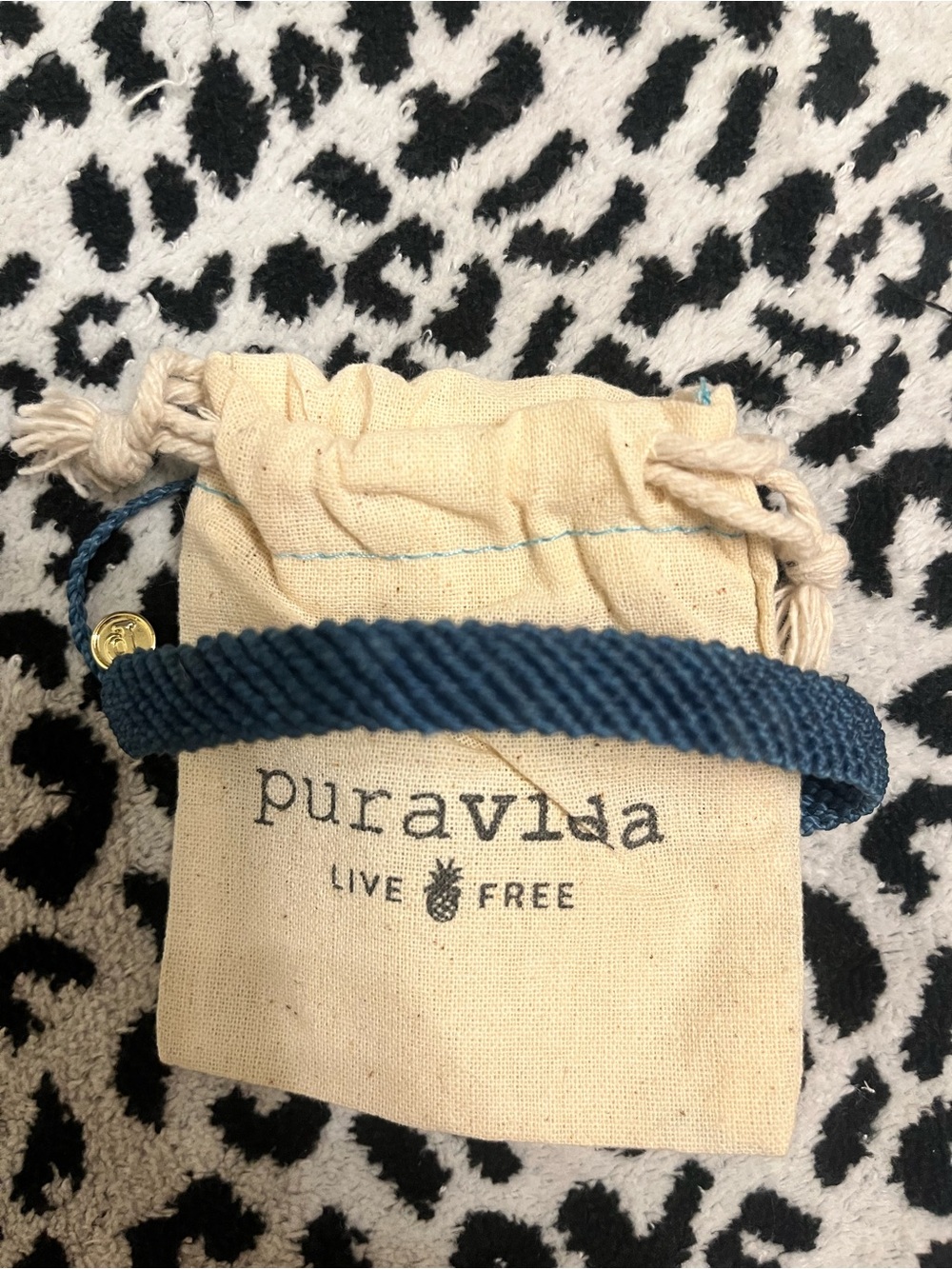 Pura Vida rope bracelet